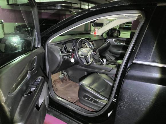 [武汉·鄂E] 二手凯迪拉克凯迪拉克XT52018款 28T 四驱豪华型