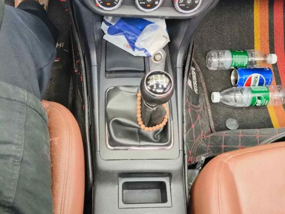 [无锡·苏B] 二手三菱翼神2013款 时尚版 1.8L 手动舒适型