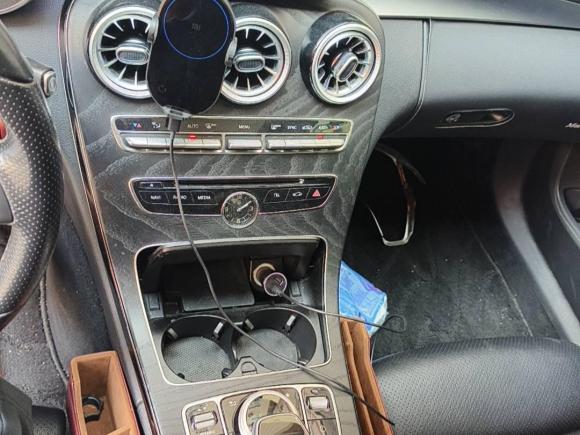 [广州·粤U] 二手奔驰奔驰C级2018款 C 200 L 运动版