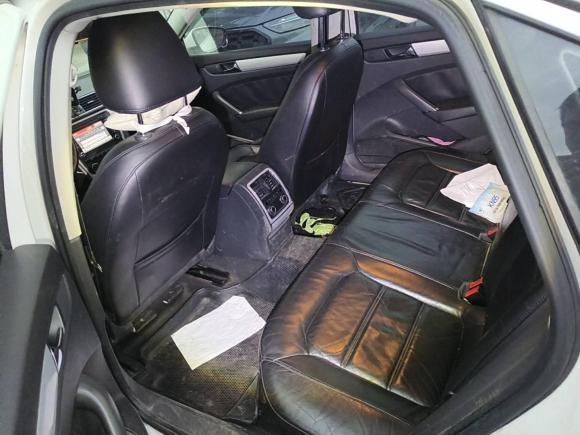 [苏州·苏E] 二手大众帕萨特2011款 1.4TSI 手动尊荣版