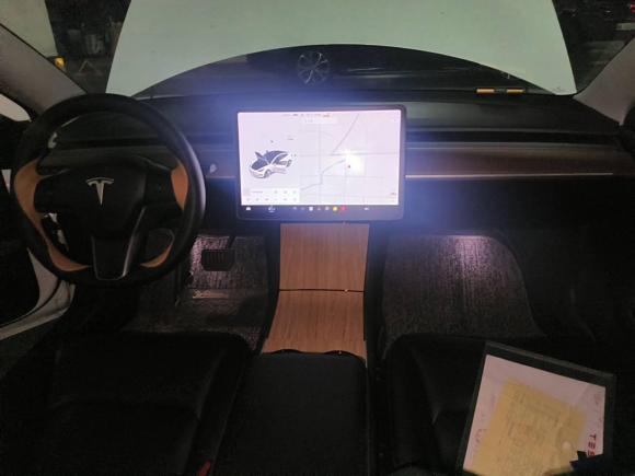 [青岛·鲁B] 二手特斯拉Model 32020款 改款 长续航后轮驱动版