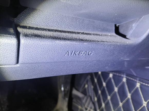 [成都·川A] 二手大众高尔夫2016款 230TSI 手动舒适型