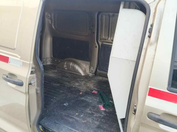 [宁波·湘U] 二手五菱汽车五菱宏光V2021款 1.5L劲取版封窗车LAR