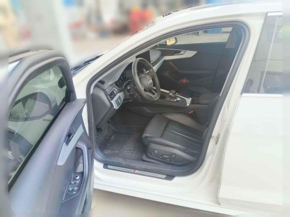 [青岛·鲁B] 二手奥迪奥迪A4L2020款 35 TFSI 时尚动感型