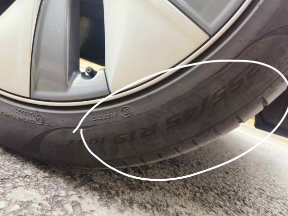 [苏州·京A] 二手特斯拉Model Y2022款 后轮驱动版