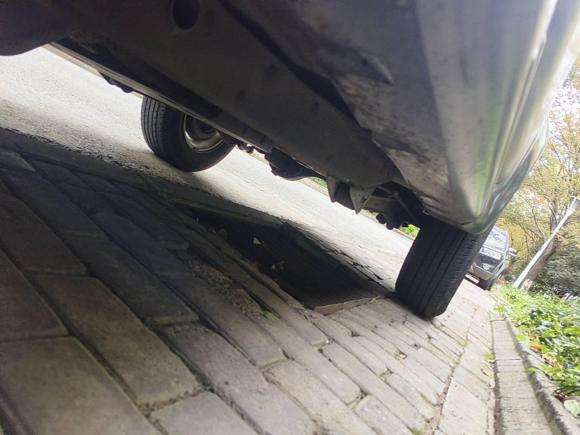 [上海·鲁Q] 二手铃木吉姆尼2011款 1.3 AT