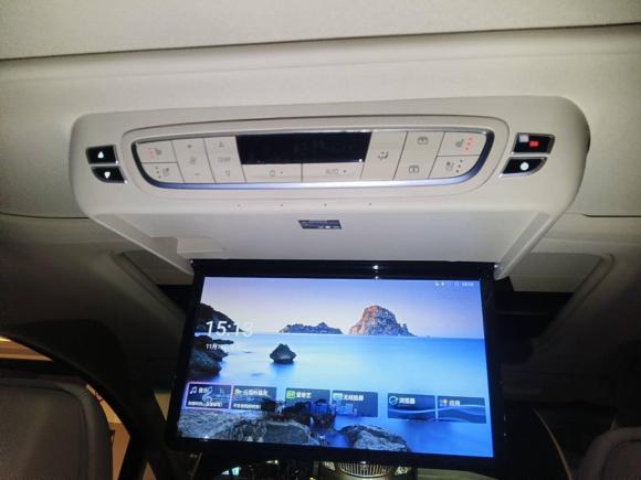 [上海·京N] 二手别克别克GL82023款 ES陆尊 豪华型