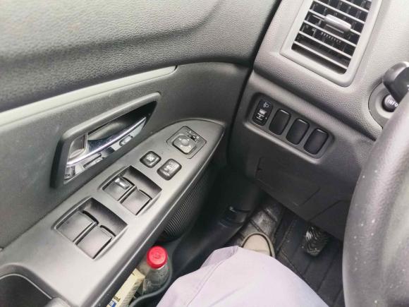 [上海·浙A] 二手三菱劲炫ASX2013款 2.0L 手动两驱舒适版