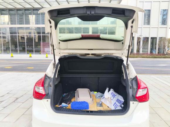 [杭州·浙M] 二手福特福克斯2012款 两厢 1.6L 手动舒适型