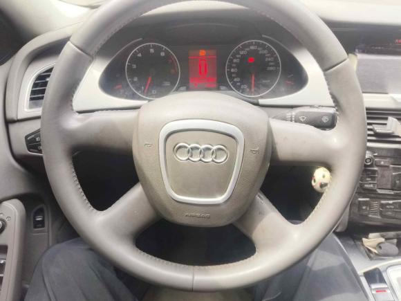 [宁波·浙B] 二手奥迪奥迪A4L2010款 2.0 TFSI 标准型