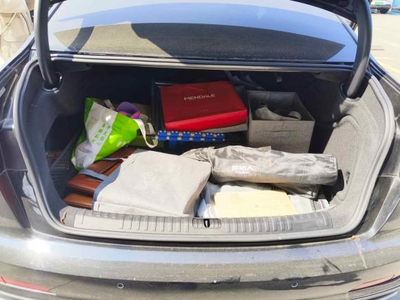 [广州·粤A] 二手奥迪奥迪A6L2021款 40 TFSI 豪华动感型