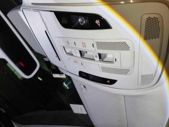 [佛山·粤R] 二手奥迪奥迪A82013款 A8L 50 TFSI quattro豪华型