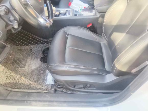 [上海·沪A] 二手荣威荣威i6新能源2017款 45T 混动互联智享版