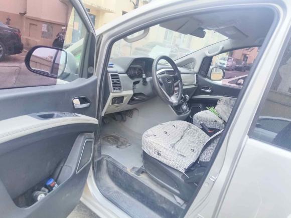 [上海·鲁B] 二手江汽集团瑞风M42016款 2.0L 手动舒适型