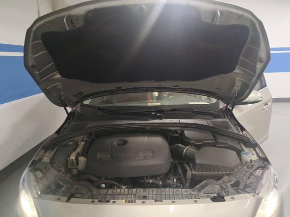 [杭州·浙A] 二手沃尔沃沃尔沃S602018款 S60L T4 智远进取版