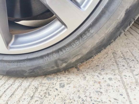 [上海·沪C] 二手奔驰奔驰C级2020款 C 200 L 时尚型运动版