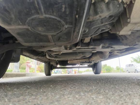 [宁波·浙B] 二手上汽大通MAXUS新途V802021款 2.0T 手动经典傲运通短轴中顶5/6座