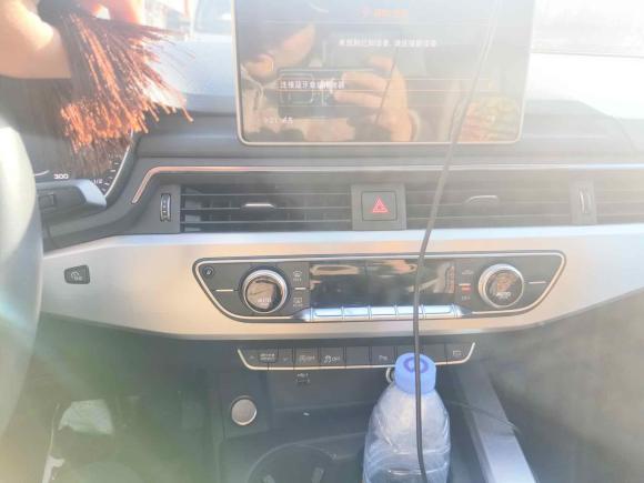 [南通·苏F] 二手奥迪奥迪A4L2018款 30周年年型 40 TFSI 时尚型