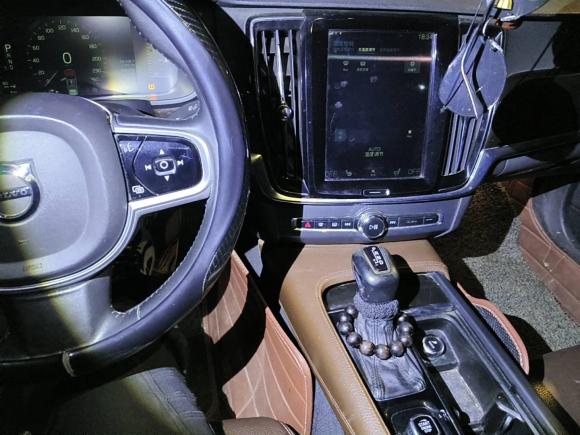 [无锡·苏B] 二手沃尔沃沃尔沃S902017款 T4 智远版