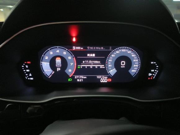 [上海·沪G] 二手奥迪奥迪Q32019款 40 TFSI 时尚动感型