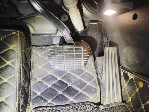 [宁波·浙B] 二手宝马宝马2系2021款 225i 四门轿跑车 M运动曜夜套装