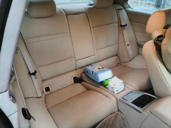 [无锡·苏B] 二手宝马宝马3系2009款 320i双门轿跑车