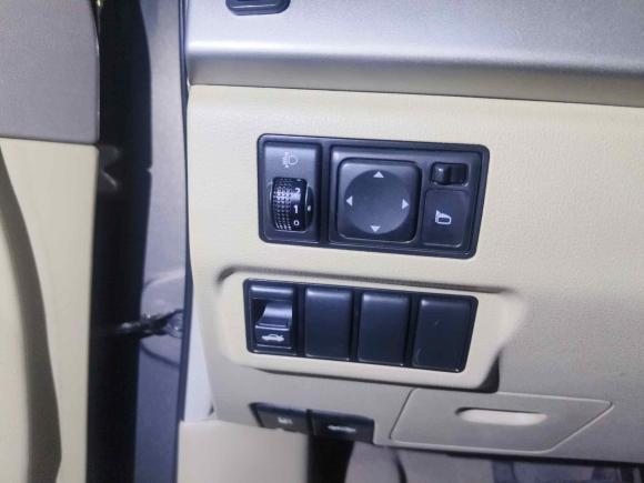 [深圳·粤B] 二手日产轩逸2012款 经典 1.6XE 自动舒适版