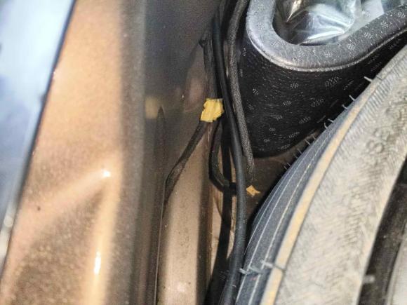 [深圳·粤B] 二手大众途锐2011款 3.0TDI 柴油标配型