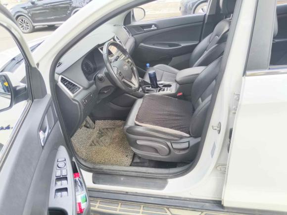 [温州·浙C] 二手现代途胜2015款 1.6T 双离合两驱智能型