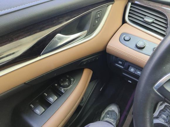 [上海·沪E] 二手别克君越2016款 28T 豪华型