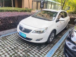 别克英朗2013款 XT 1.6L 自动时尚版