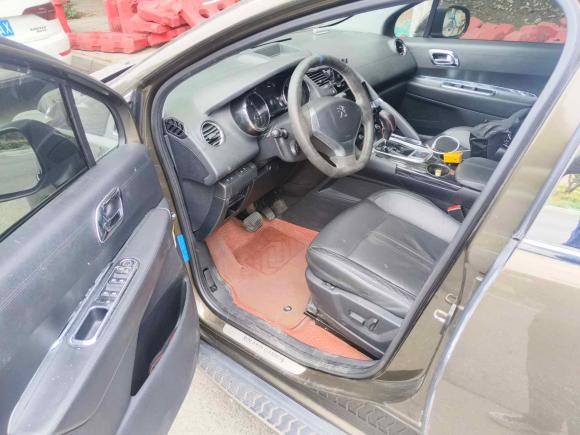 [成都·川G] 二手标致标致30082013款 2.0L 自动潮流版