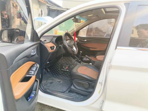 [宁波·浙C] 二手五菱汽车五菱宏光S32018款 1.5L 手动豪华型 国V