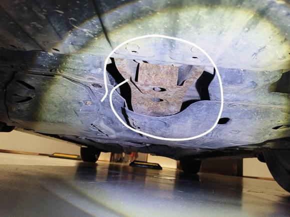 [广州·粤A] 二手三菱翼神2013款 致尚版 1.8L 手动豪华型