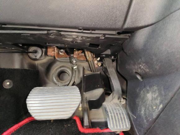 [佛山·粤X] 二手标致标致30082013款 2.0L 自动潮流版