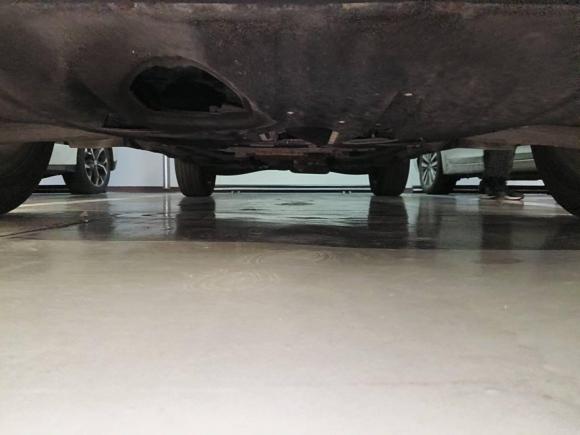 [上海·皖A] 二手Jeep自由光2014款 2.4L 都市版