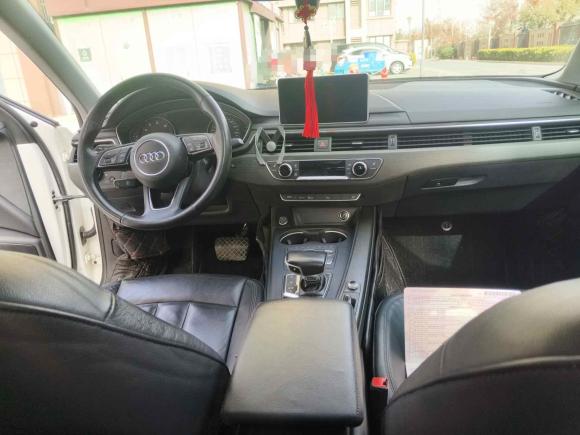 [南京·苏A] 二手奥迪奥迪A4L2017款 Plus 40 TFSI 风尚型