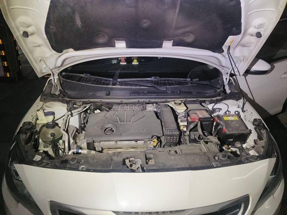 [武汉·鄂A] 二手标致标致4082014款 1.8L 自动豪华版