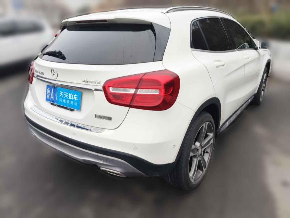 [济南·鲁A] 二手奔驰奔驰GLA2015款 GLA 220 4MATIC 豪华型
