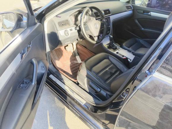 [济南·鲁A] 二手大众帕萨特2011款 1.8TSI 自动尊荣版