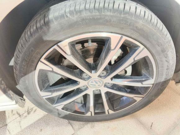 [济南·鲁A] 二手大众高尔夫2015款 1.4TSI 自动R-Line