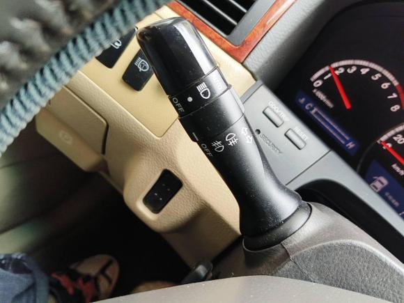 [温州·浙C] 二手丰田皇冠2005款 3.0L Royal Saloon