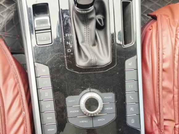 [温州·浙C] 二手魏牌魏牌 VV72017款 2.0T 旗舰型