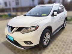 [青岛·鲁B] 日产奇骏2015款 2.0L CVT舒适MAX版 2WD