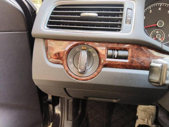 [南京·苏A] 二手大众帕萨特2011款 1.8TSI DSG御尊版