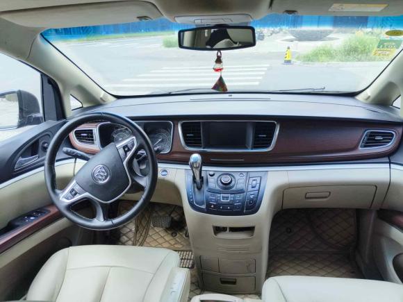 [济南·鲁A] 二手别克别克GL82017款 25S 豪华型 国V