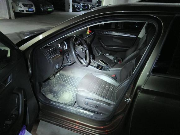 [上海·沪A] 二手斯柯达速派2018款 TSI380 DSG旗舰版 国V