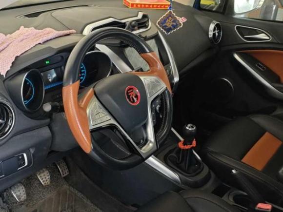 [南京·苏A] 二手比亚迪元2016款 1.5L 手动尊荣型