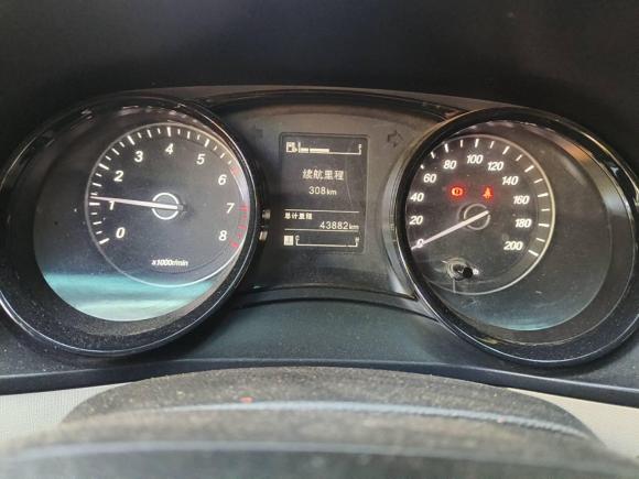 [西安·陕U] 二手五菱汽车五菱宏光PLUS2019款 1.5T 手动舒适型 7座