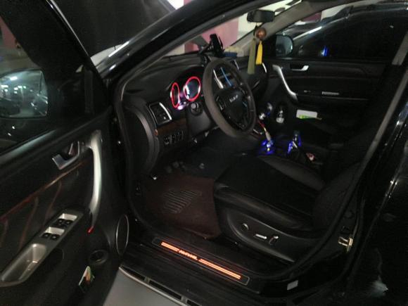 [杭州·浙A] 二手哈弗哈弗H62015款 改款 运动版 1.5T 手动两驱精英型